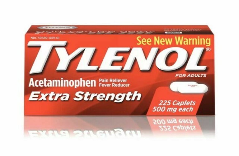 Tylenol hỗ trợ giảm mẹ sau sinh bị đau nửa đầu