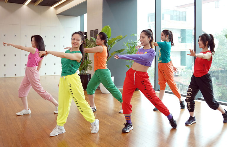 Bài nhảy Zumba đốt cháy mỡ thừa hiệu quả