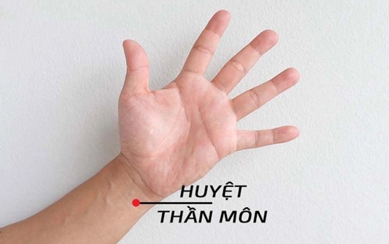 Huyệt Thần Môn là huyệt đạo được dùng để trị mất ngủ